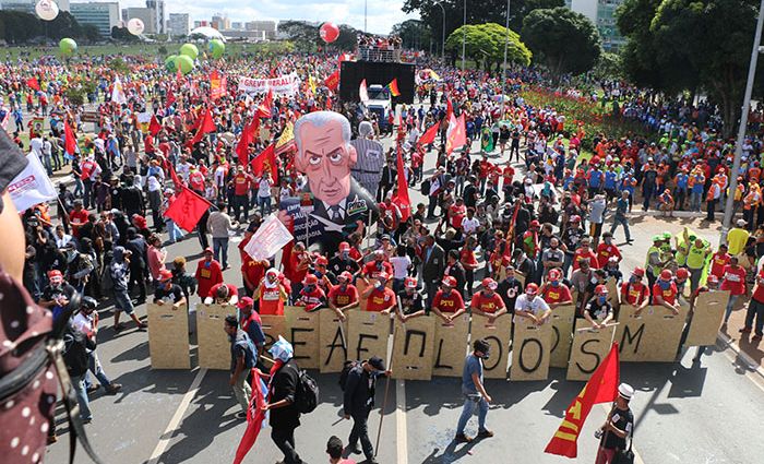 Jacobina participa de manifestação em Brasília